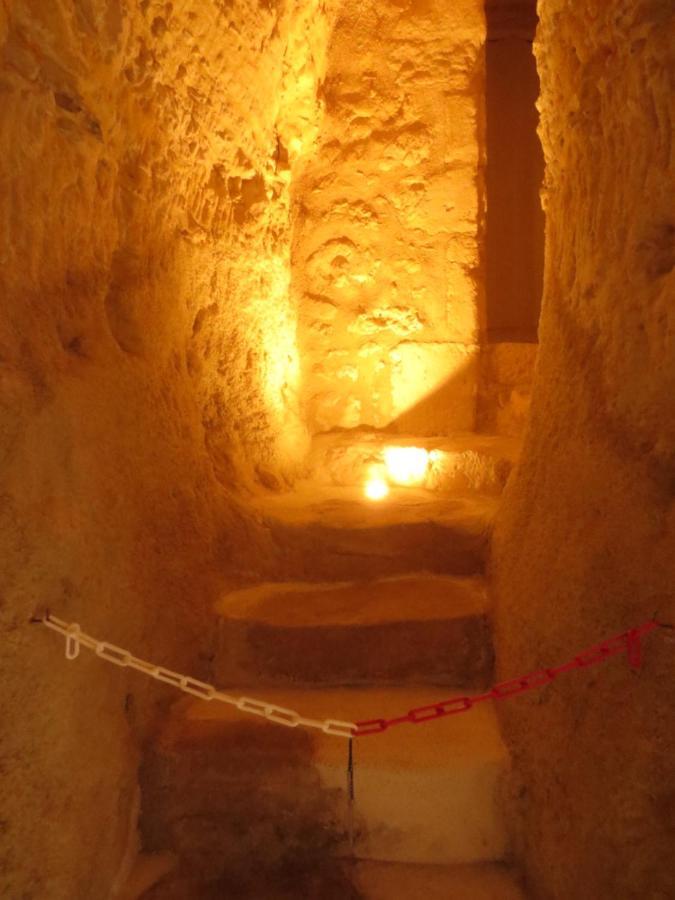 L'Etape Troglo Ξενοδοχείο Vouvray Εξωτερικό φωτογραφία